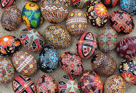 600px-Pysanky2011.jpg