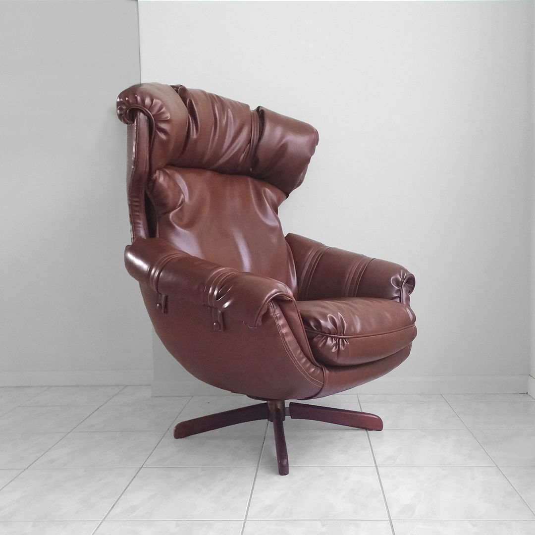 OVERMAN sweden danish modern egg form swivel lounge CHAIR & OTTOMAN mid century