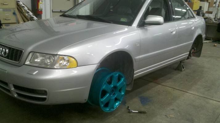 http://i1224.photobucket.com/albums/ee370/DetectiveCoating/Jamaican%20Teal/tn3.jpg