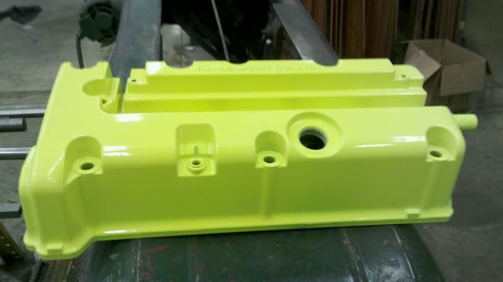 http://i1224.photobucket.com/albums/ee370/DetectiveCoating/Neon%20Yellow/264012_565745045954_72302604_31800592_818722_n.jpg