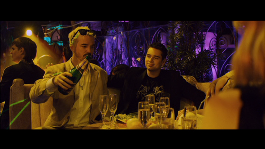 vlcsnap-2012-02-04-07h03m56s36.png