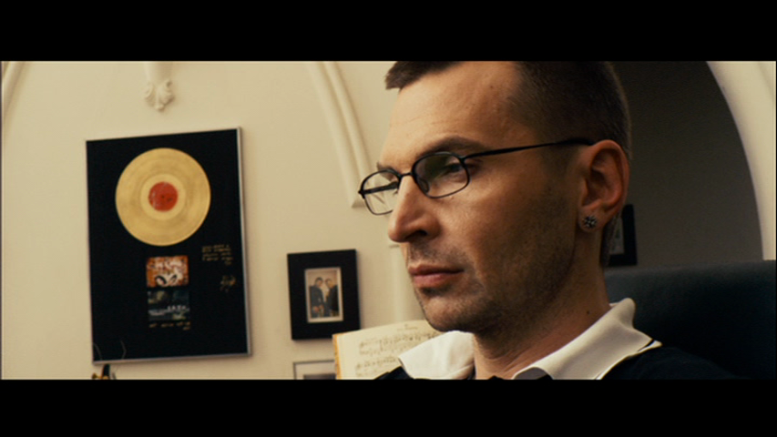 vlcsnap-2012-02-04-07h04m10s169.png