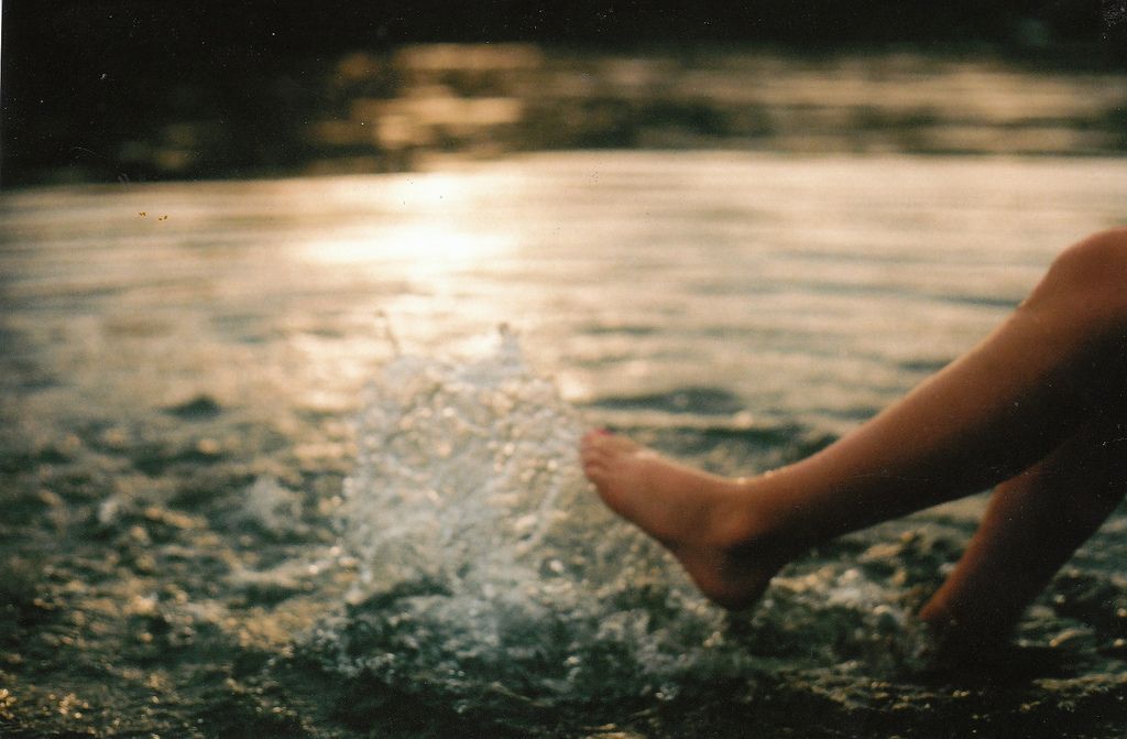 summer splashing feet