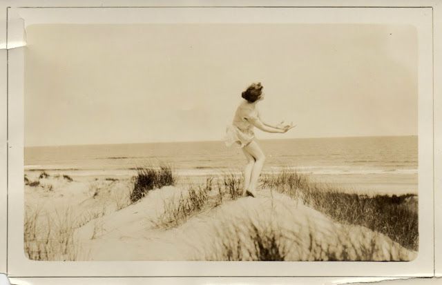 womand dancer 1920s