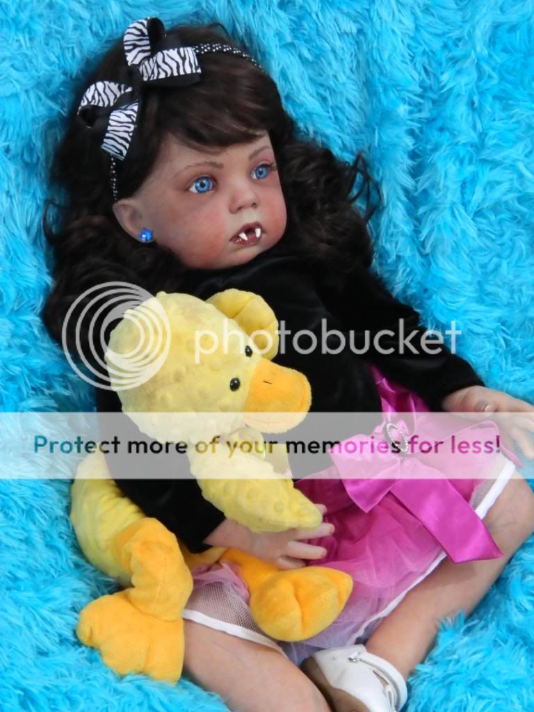 Vampire Reborn Toddler~Adorable Yet Creepy~3D Skin Beautiful face 